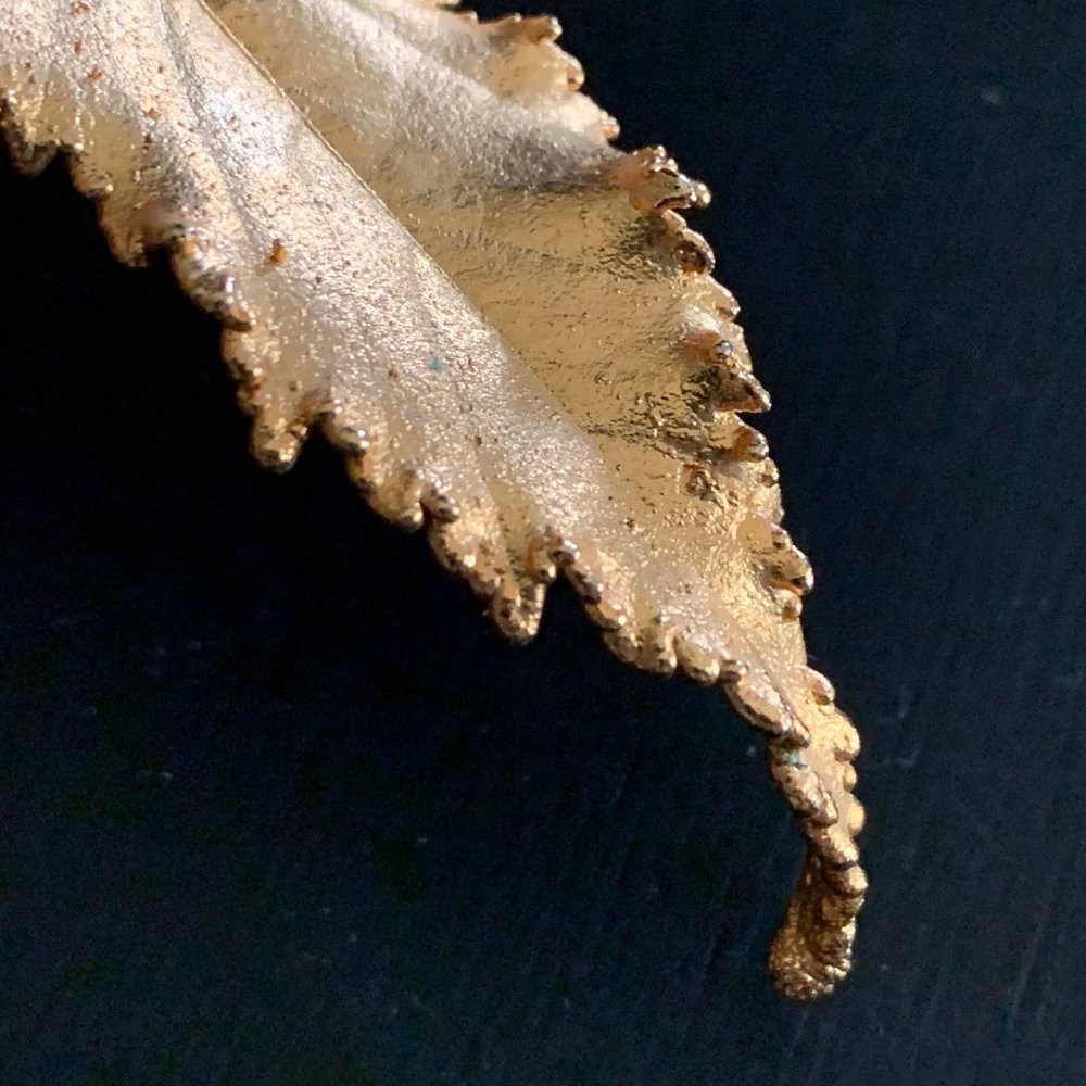 Gold-Dipped Leaf Brooch | 10k - image 6